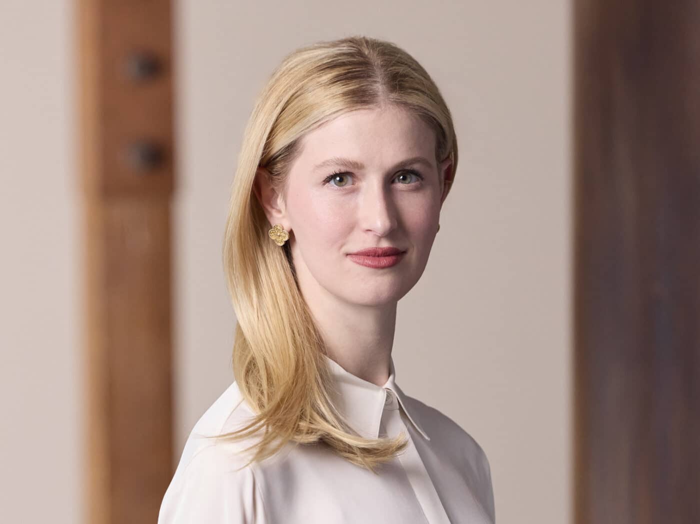 Caroline Elder headshot